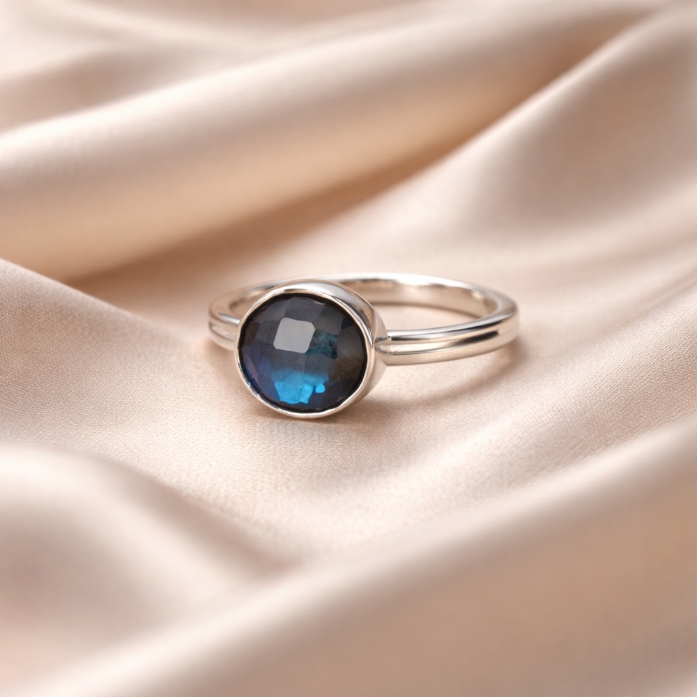 Labradorite Ring - Picture 4 of 13